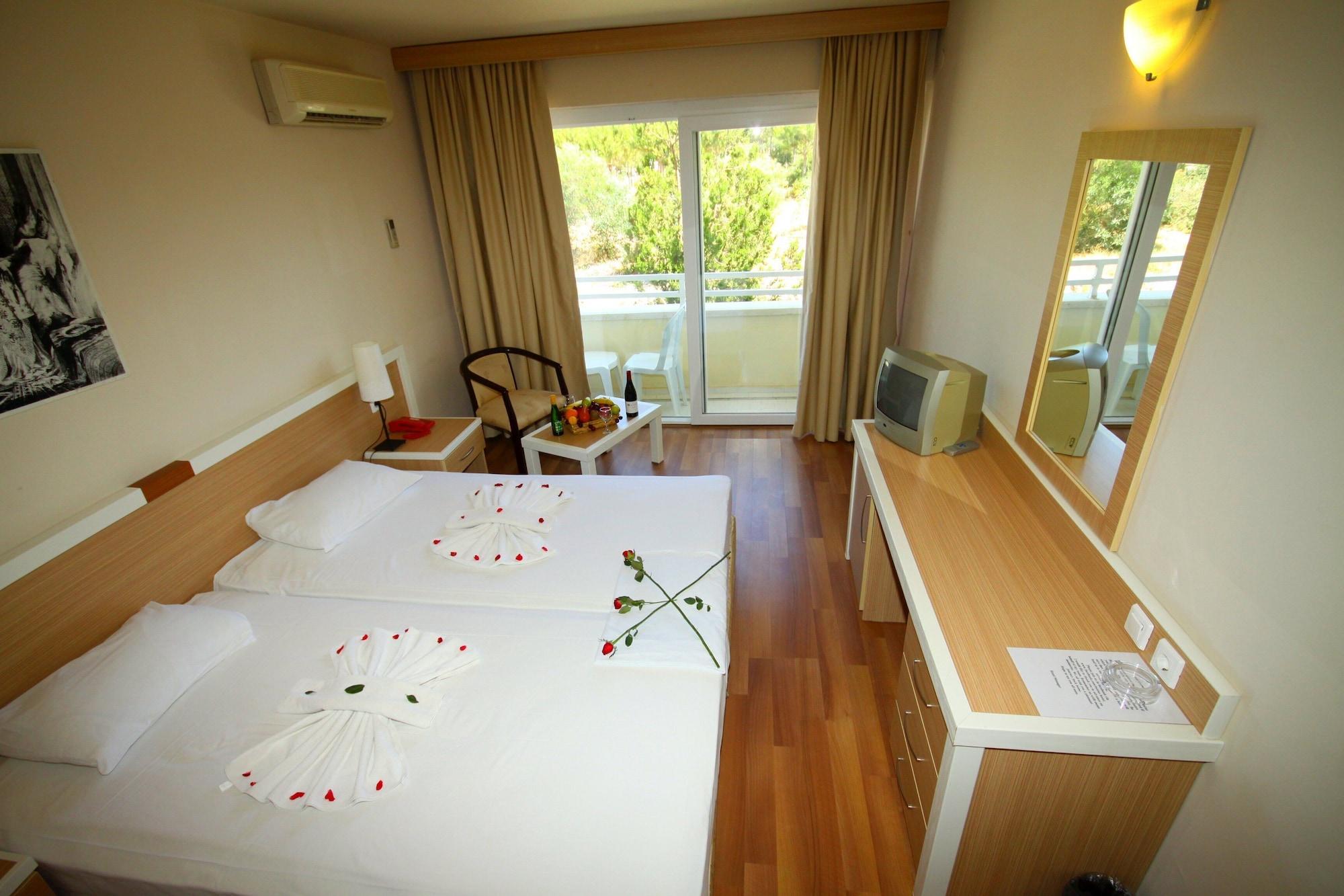ตันตัส บีช โฮเต็ล อัลตินคุม Hotel ดีดิม ภายนอก รูปภาพ